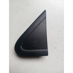 Sivupeilin muovi vasen