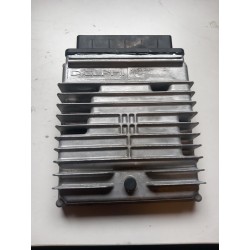 Moottorin ohjausyksikkö