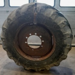 Vanne 16,9 X 30 renkaalle